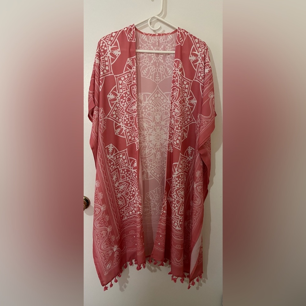 Pink and White Patterned Kimono